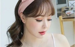 你看你的水喷的到处都是若若